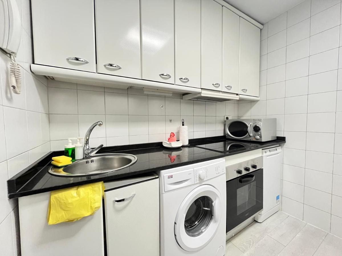 Exclusivo Maria De Molina Temporal Apartment Madrid Bagian luar foto