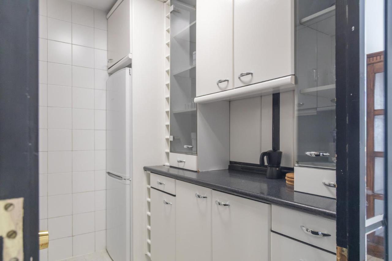 Exclusivo Maria De Molina Temporal Apartment Madrid Bagian luar foto