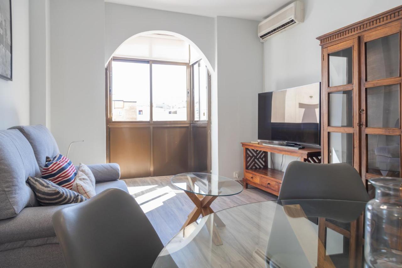 Exclusivo Maria De Molina Temporal Apartment Madrid Bagian luar foto