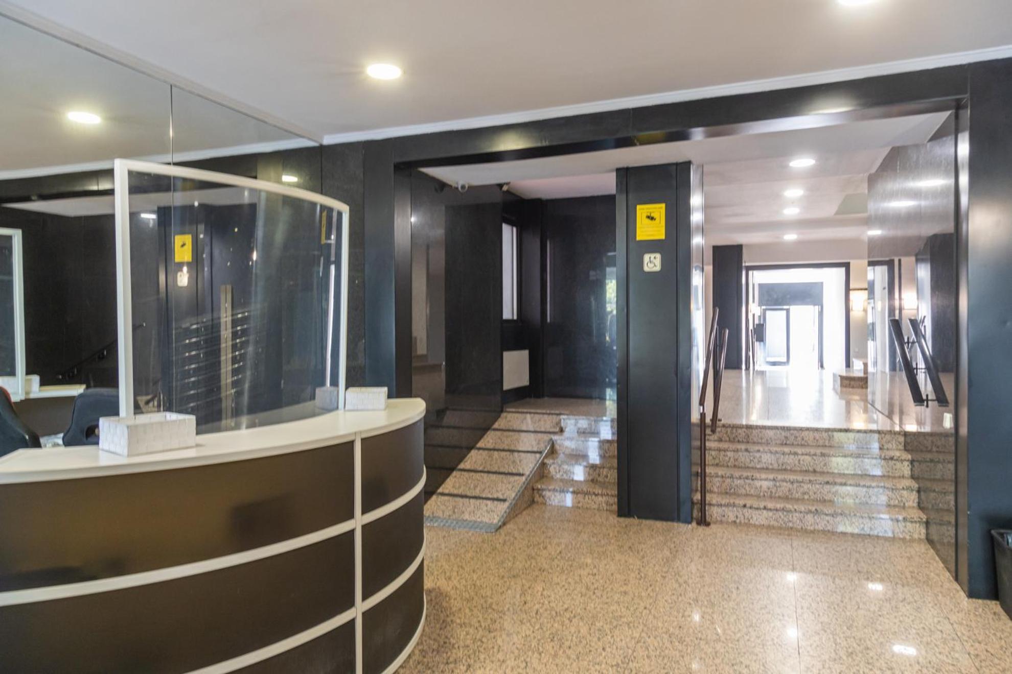 Exclusivo Maria De Molina Temporal Apartment Madrid Bagian luar foto